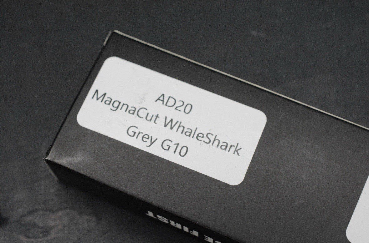NEW Demko AD20 Whale Shark Thumb Slot MagnaCut Textured Grey G10 EXC