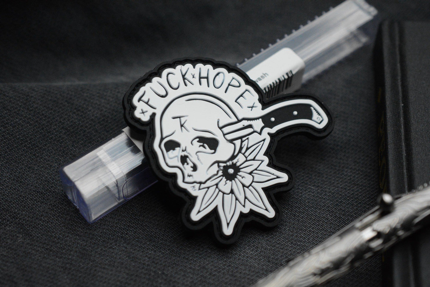 NEW Triple Aught Design x Fellhoelter TiBolt Pen - Mean Skull w/ TAD Patch