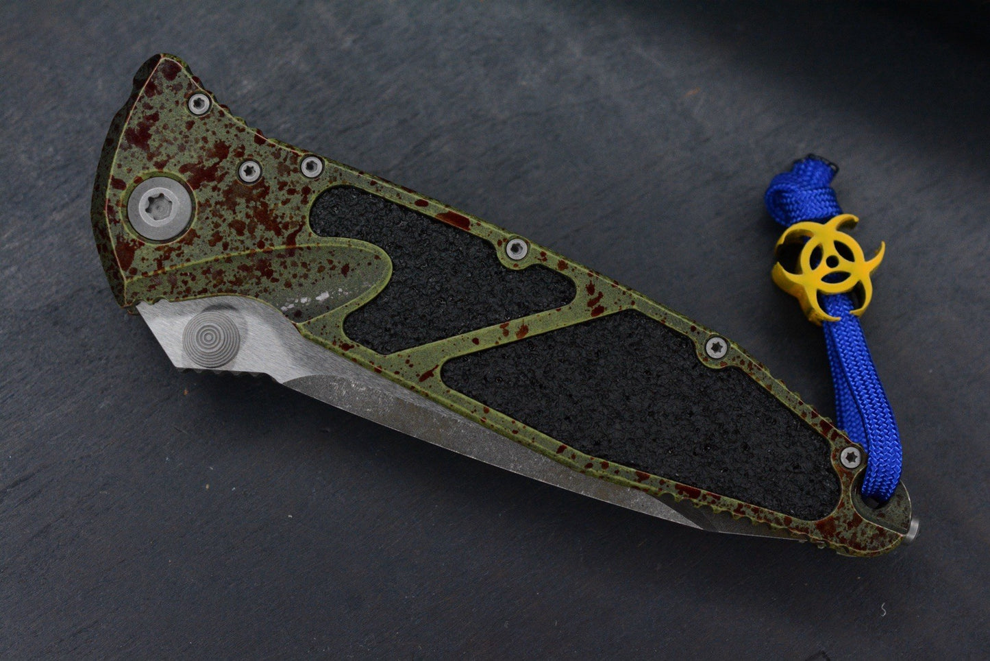 NEW Microtech SOCOM Elite T/E Outbreak w/ Fallout Patch Pack & Biohazard Bead