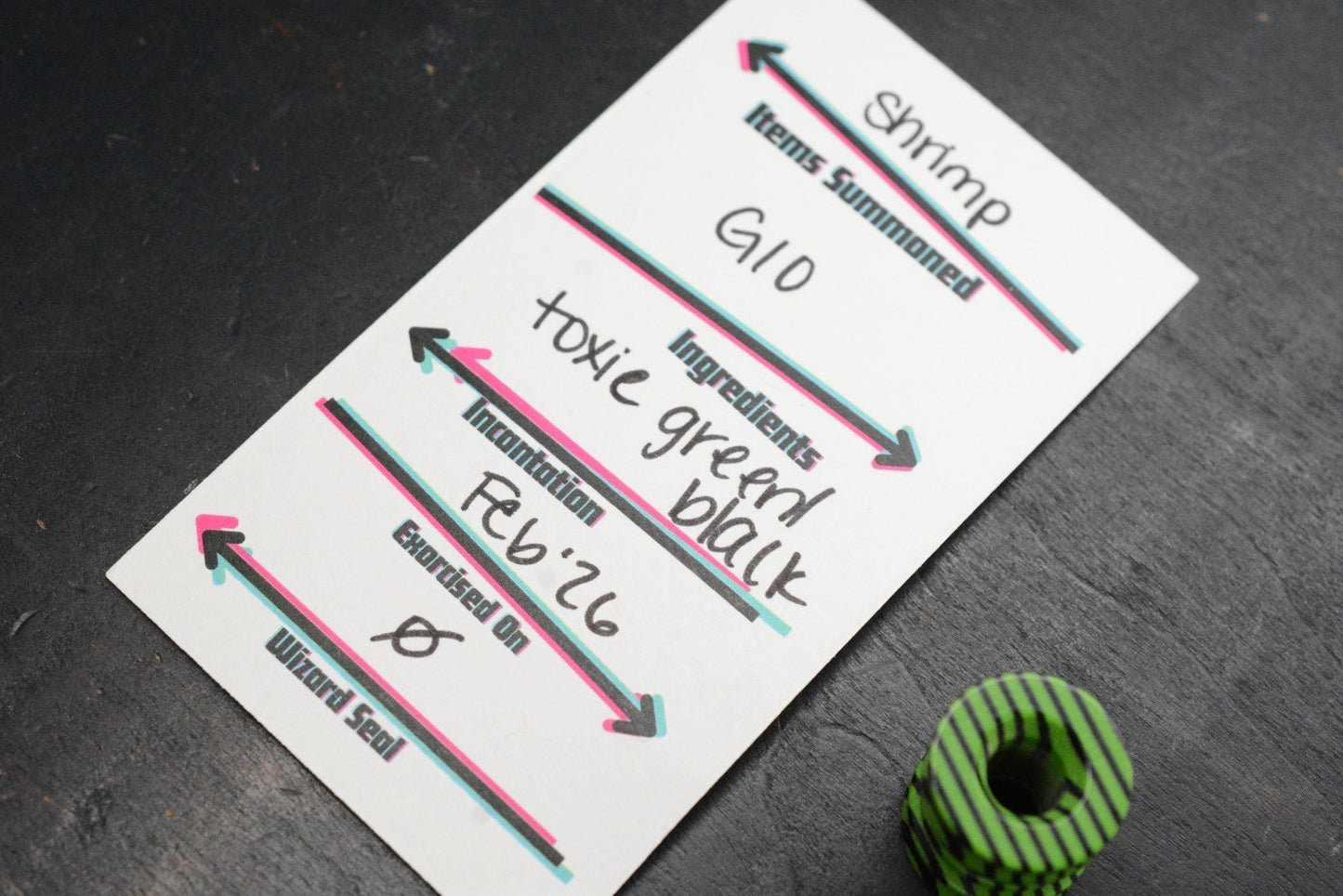 NEW Salt & Peppa Shrimp Bead - Toxic Green & Black G10 Re Playge Microtech