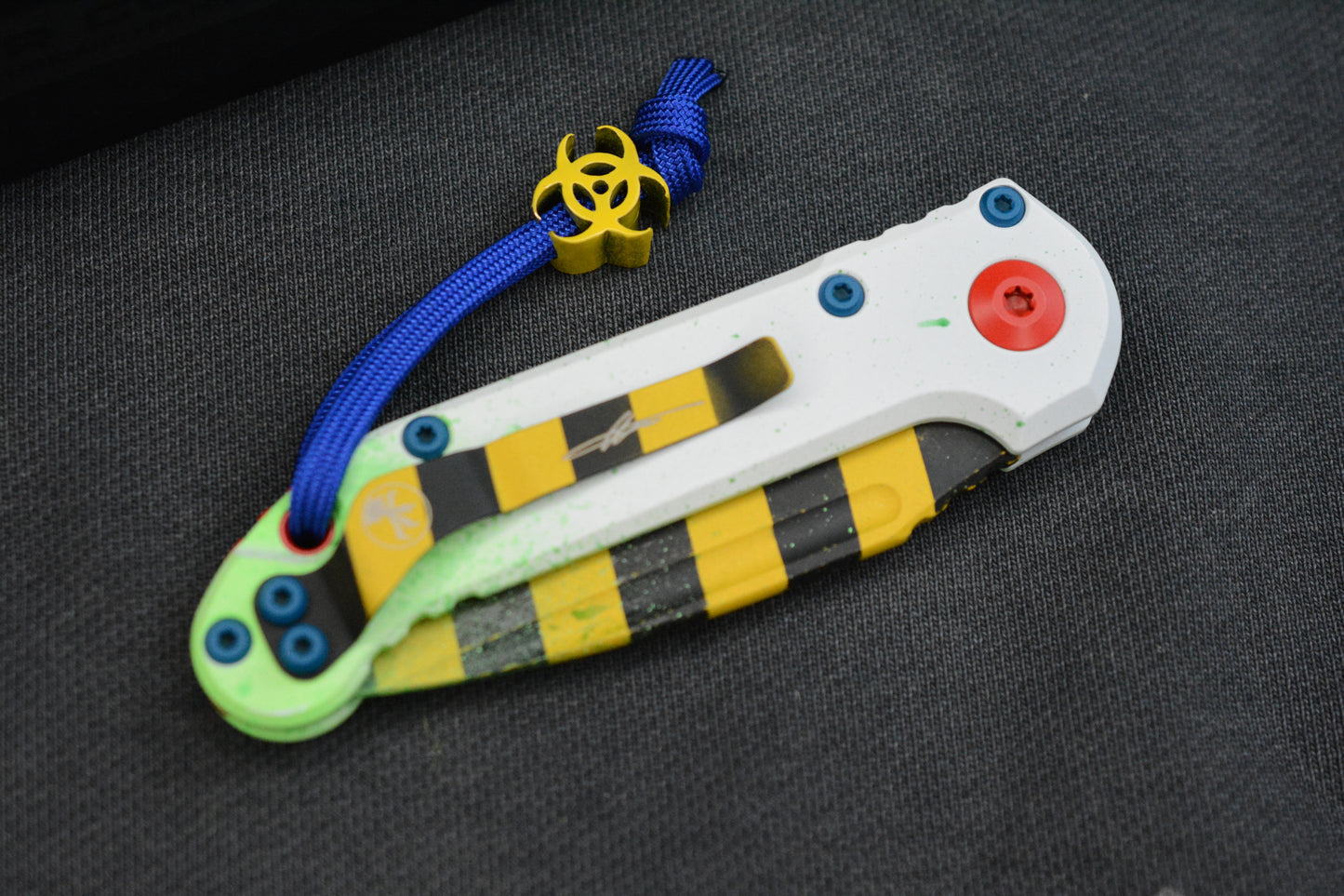 NEW Microtech LUDT Gen-III S/E - “Caution Tape” Ghostbuster Special Edition