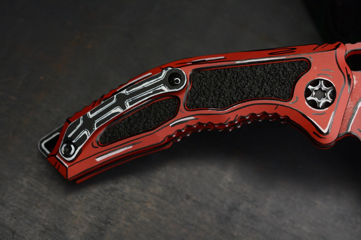 RARE Heretic Medusa Red Cell Shaded Magnacut - Auto