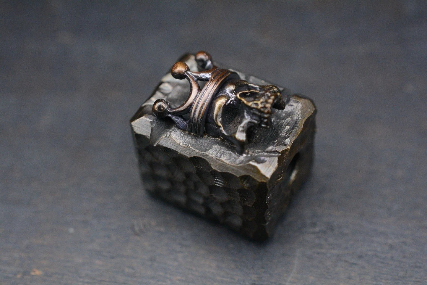NEW Callum King Hammer Finished Block Crowned Skull Bead Re JRW NGMCo