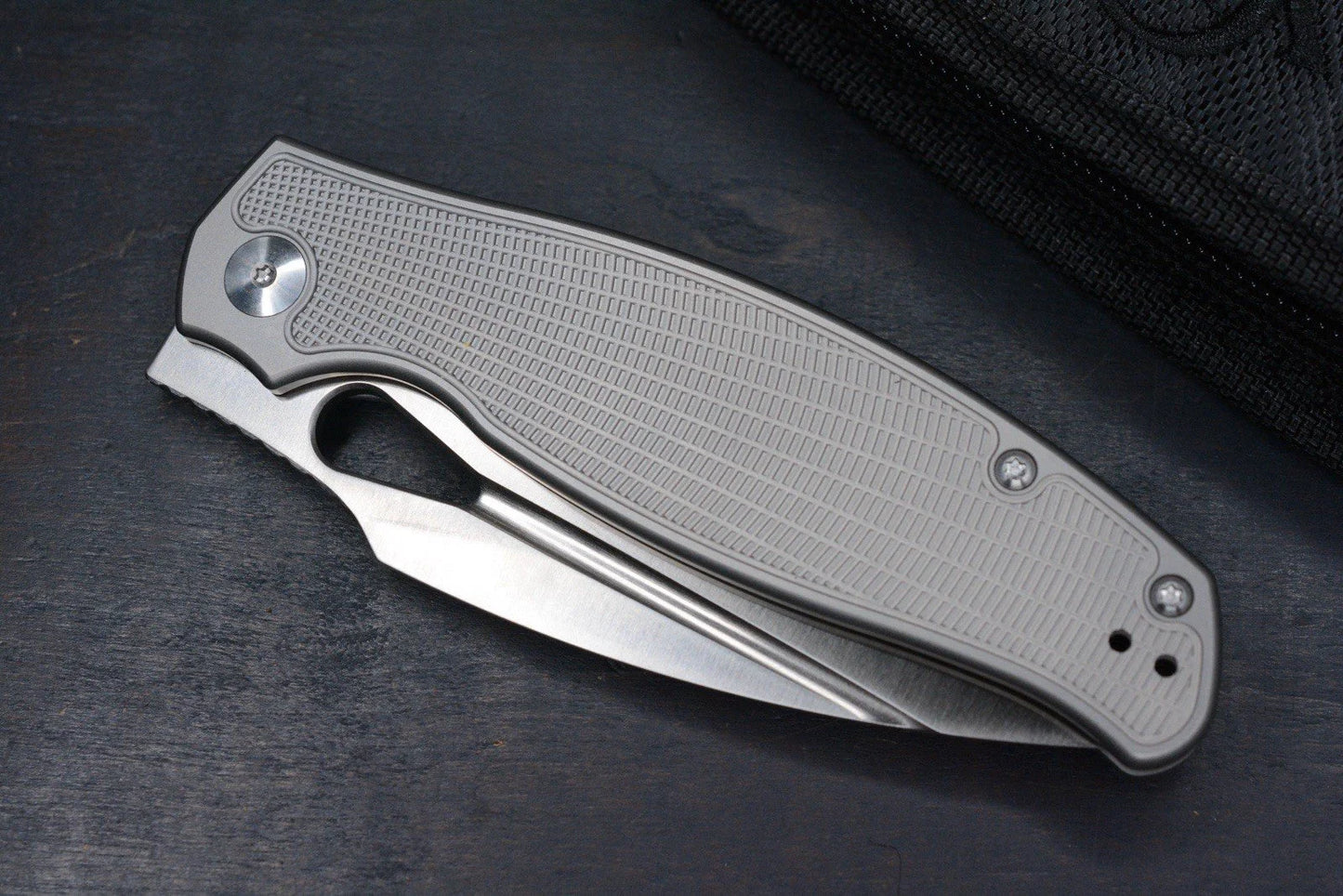 NEW Monterey Bay Knives Sabretooth Frag Pattern Ti Handle / S90V Blade