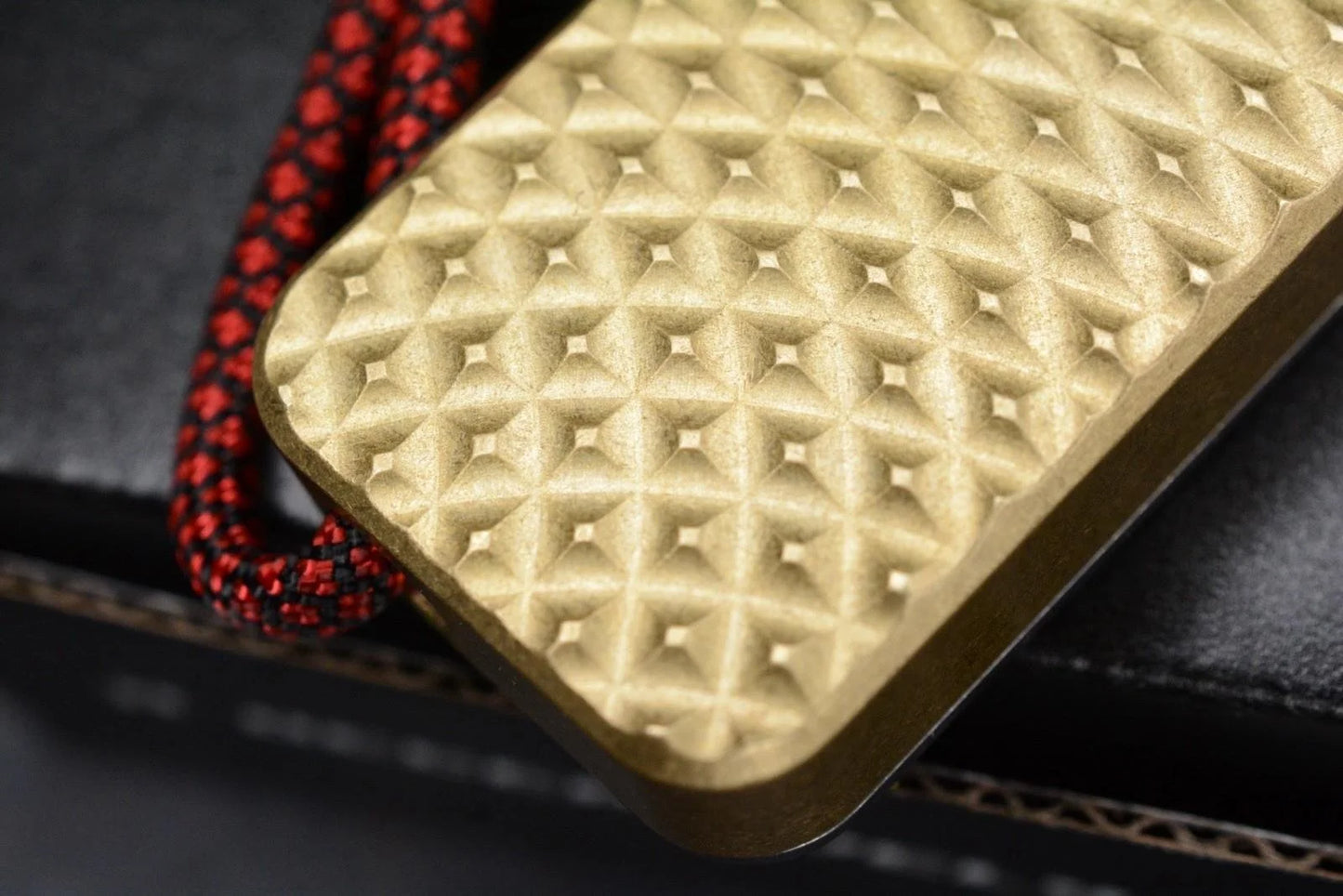 RARE Rivery MFG Zero Ti & Brass Diamond Scale w/ Custom Poison Bead