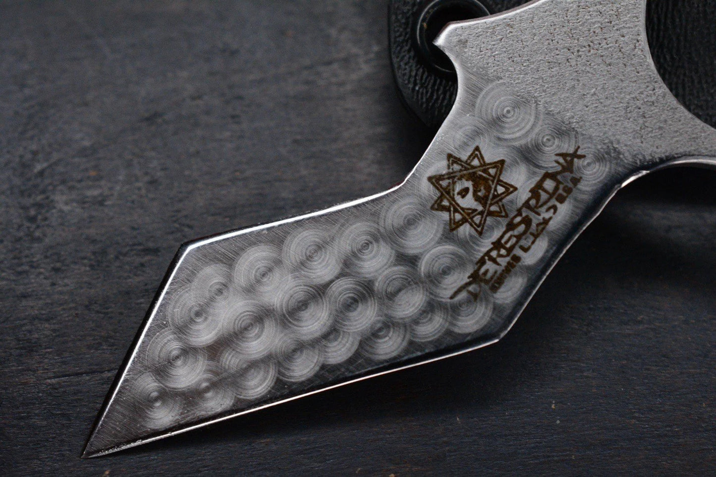 RARE Derespina Custom Nix Chisel Ground D/E 154CM w/Sheath & Wkrmn Skull