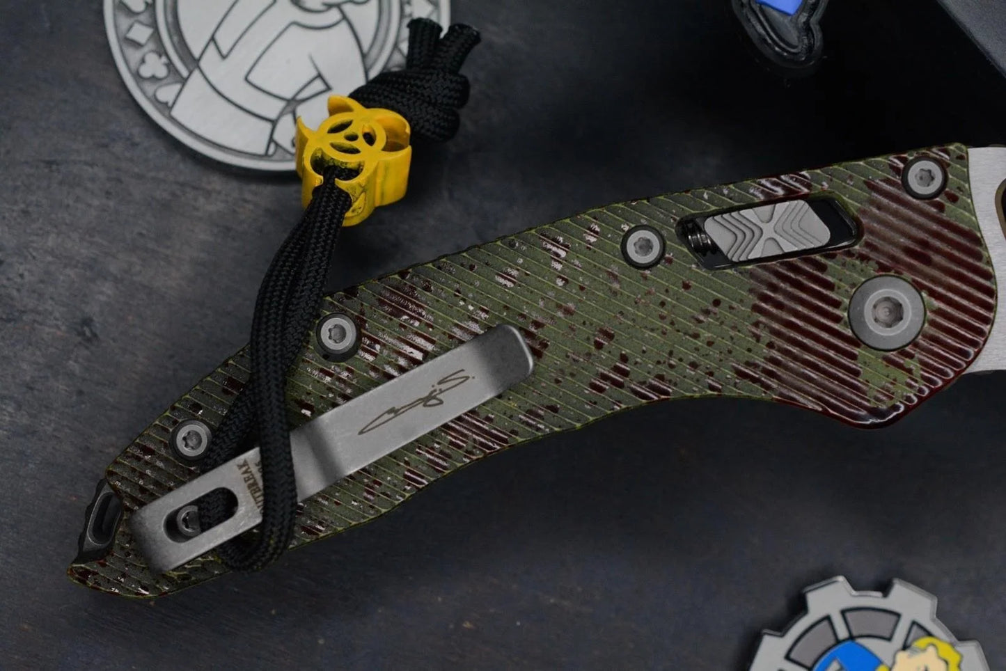 RARE Microtech Stitch-Ram-Lok Outbreak Sig Series Part-Serr w/Fallout Poker Pack