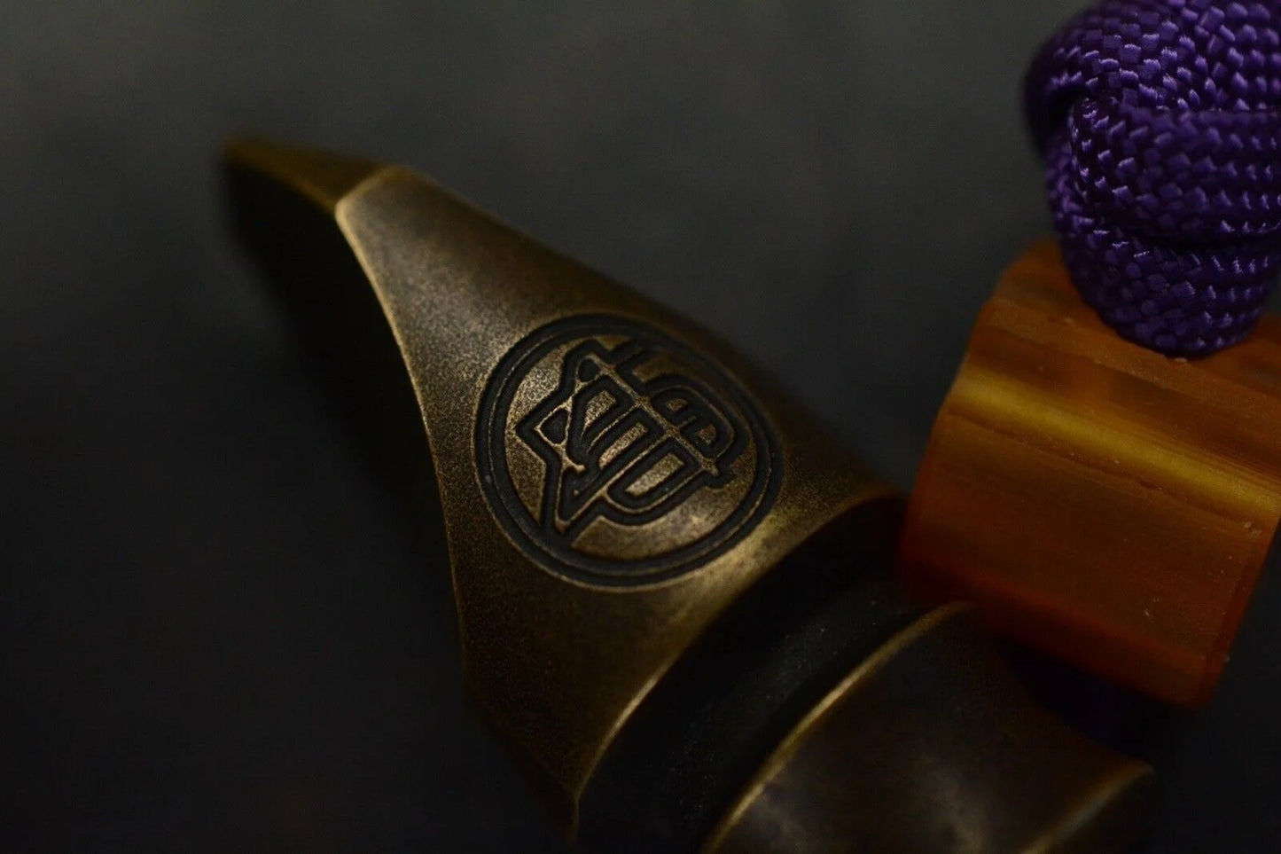 RARE 4T5 Vintage Templar Antique Brass w/ Ultem Playge Skall Bead