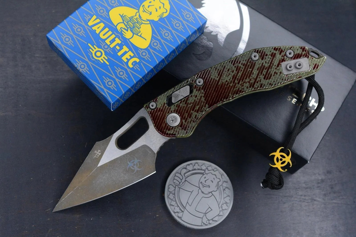 RARE Microtech Stitch-Ram-Lok Outbreak Sig Series w/ Fallout Poker Set & Bead