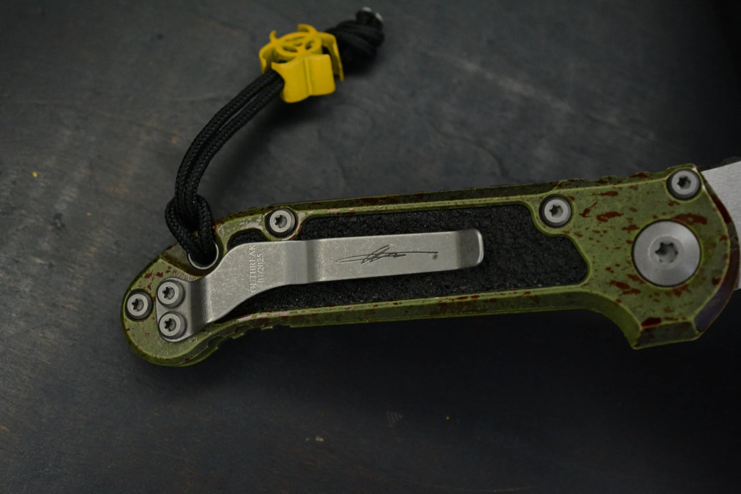 Microtech LUDT Outbreak Gen III S/E with Matching Yellow Radioactive Bead