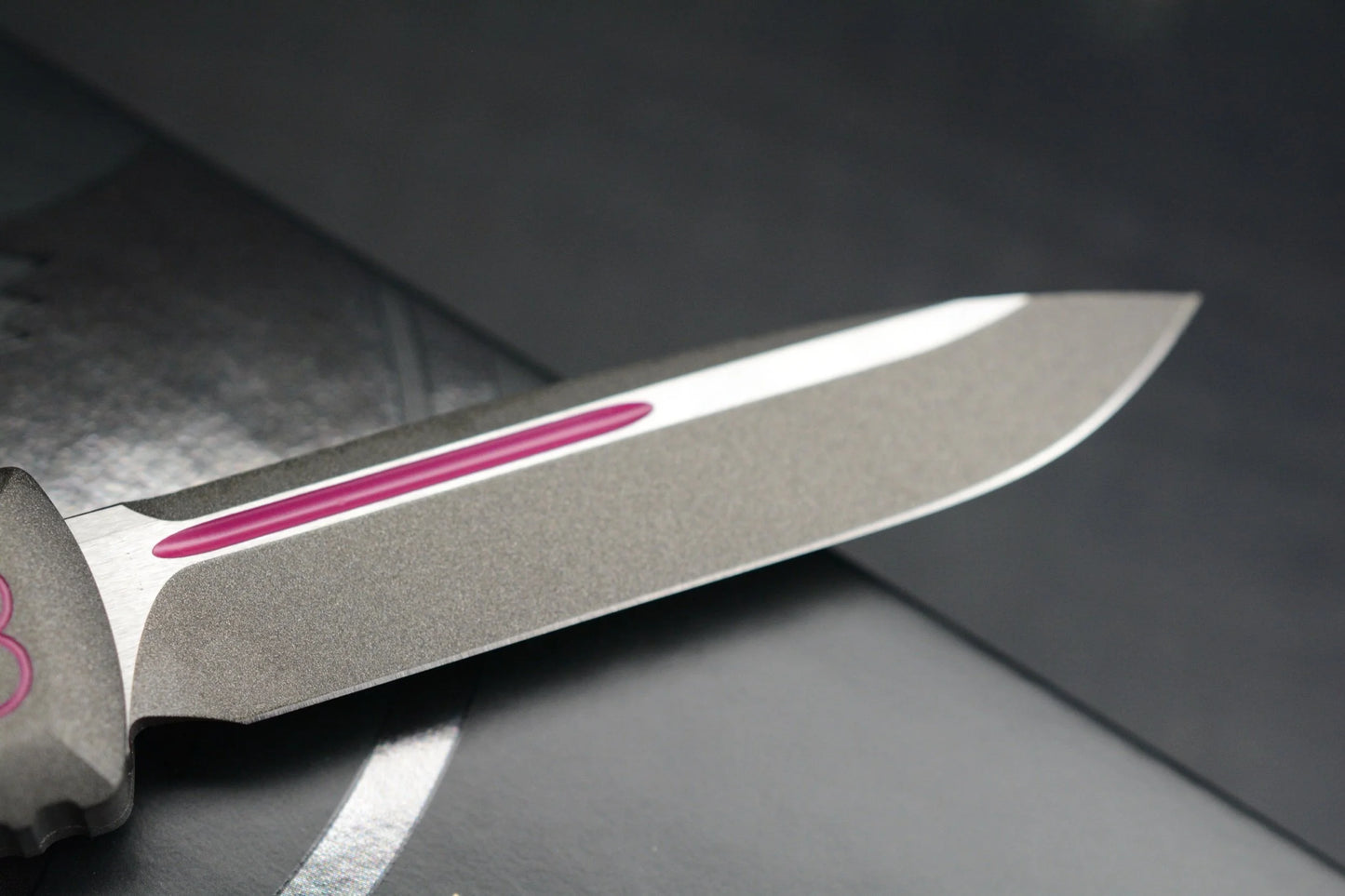 NEW Microtech UTX - 85 S/E Valentine Edition Grey/ Pink