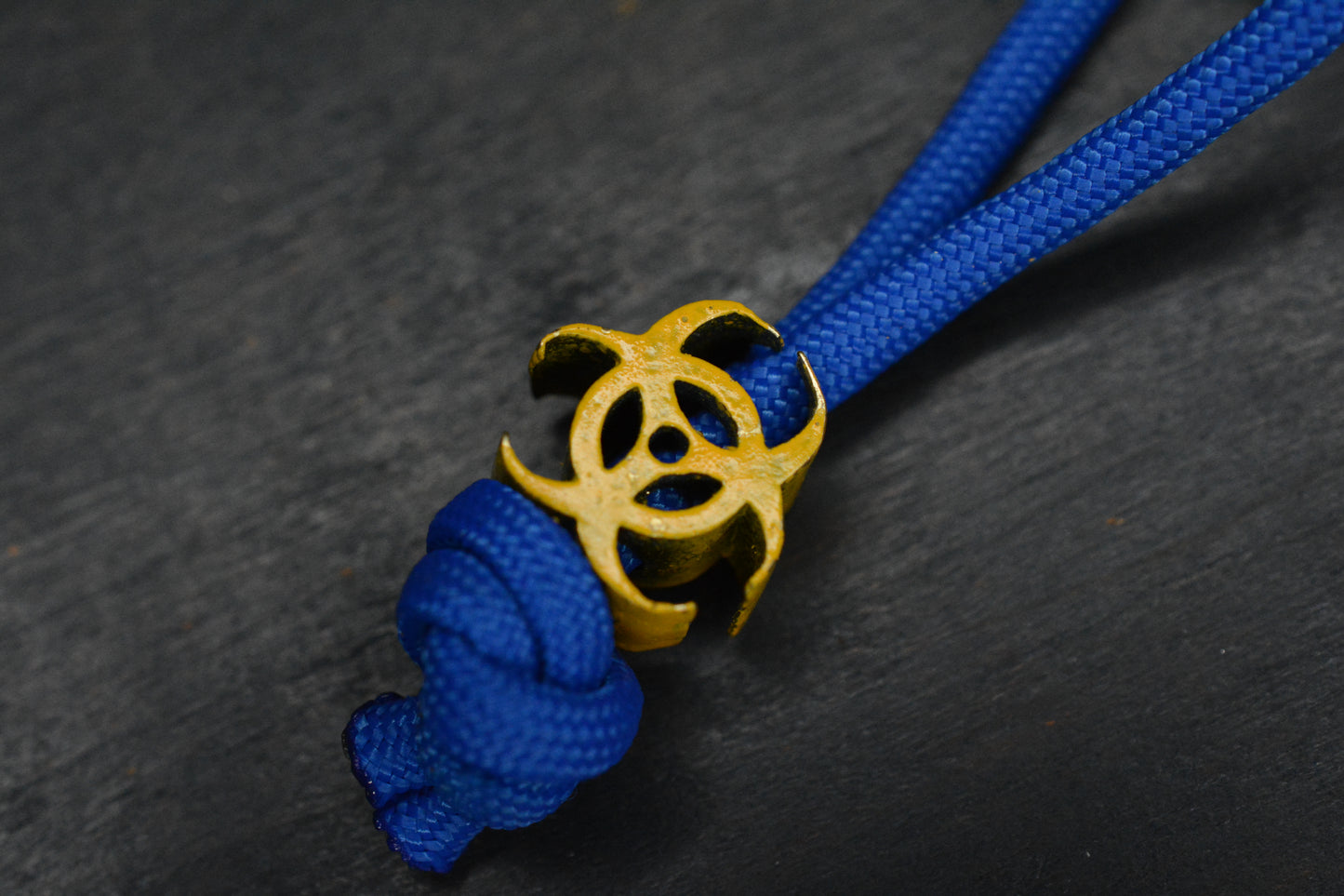 Microtech Ultratech ZBP Fallout Special Edition D/E w/ Radioactive Bead & T-51 Helmet Statue