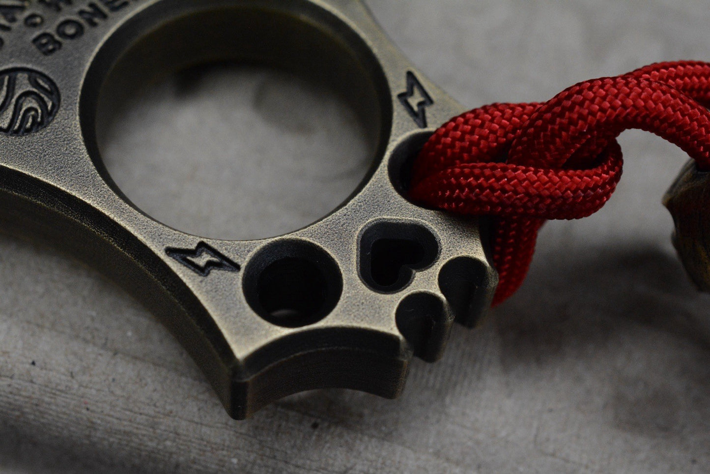 NEW WKRMN Bonehead Cyborg 1/4lb Paper Weight Brass w/ Brass Bead Re Microtech