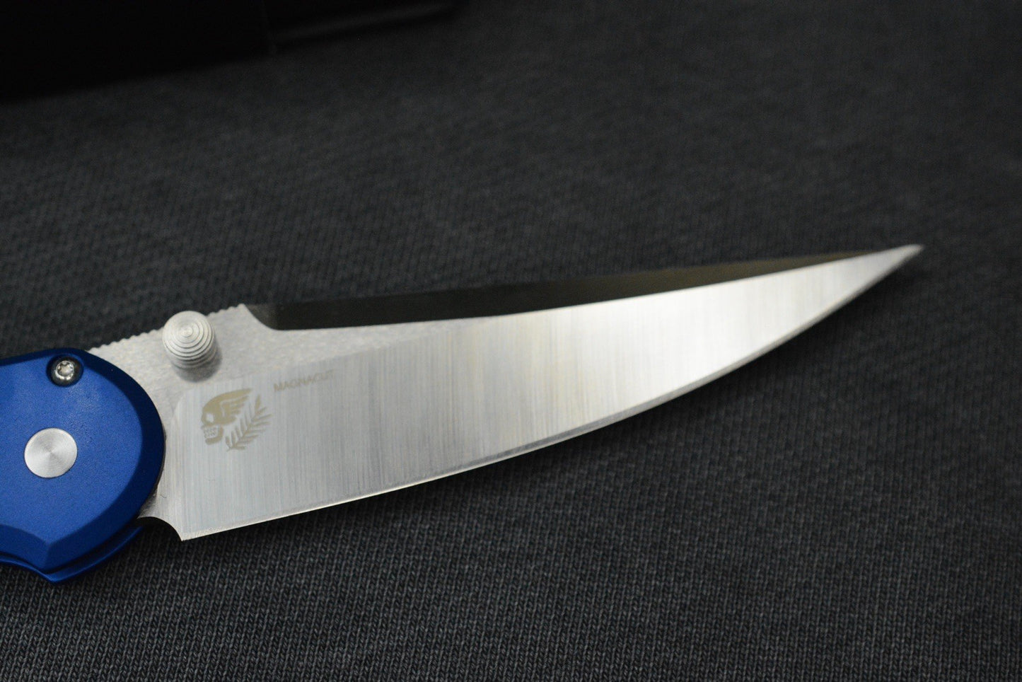 RARE Protech x Peace Neighbor Avalon - Knurled Blue Aluminum Magnacut 4.25”