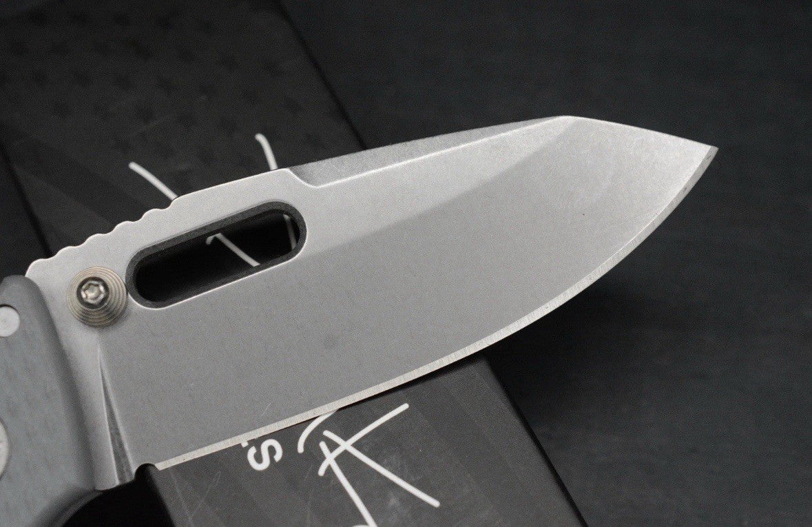 NEW Demko AD20 Whale Shark Thumb Slot MagnaCut Textured Grey G10 EXC