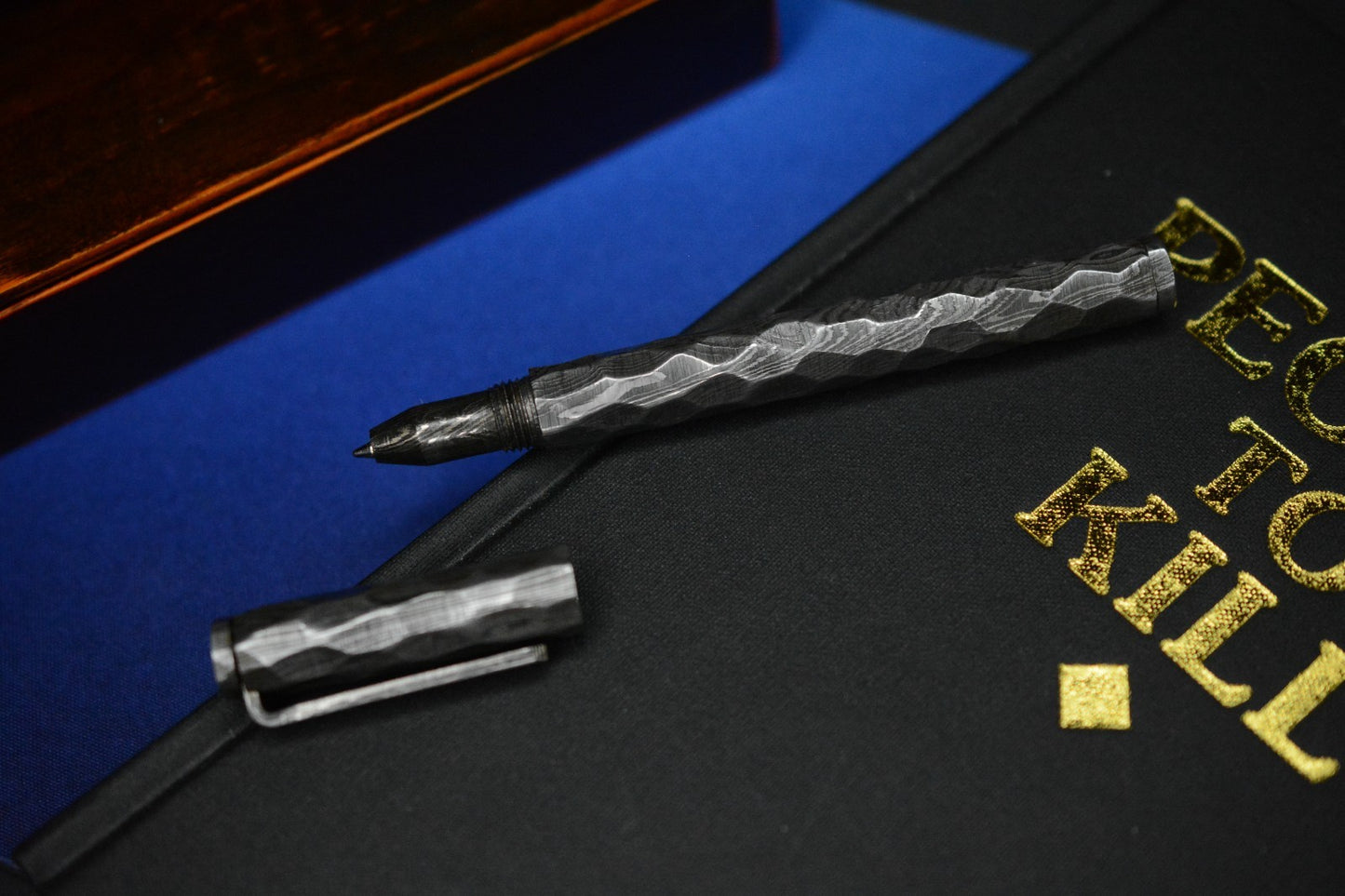 RARE Royal Creations Rocked Damascus & Copper Twist Pen - Re Playge Microtech