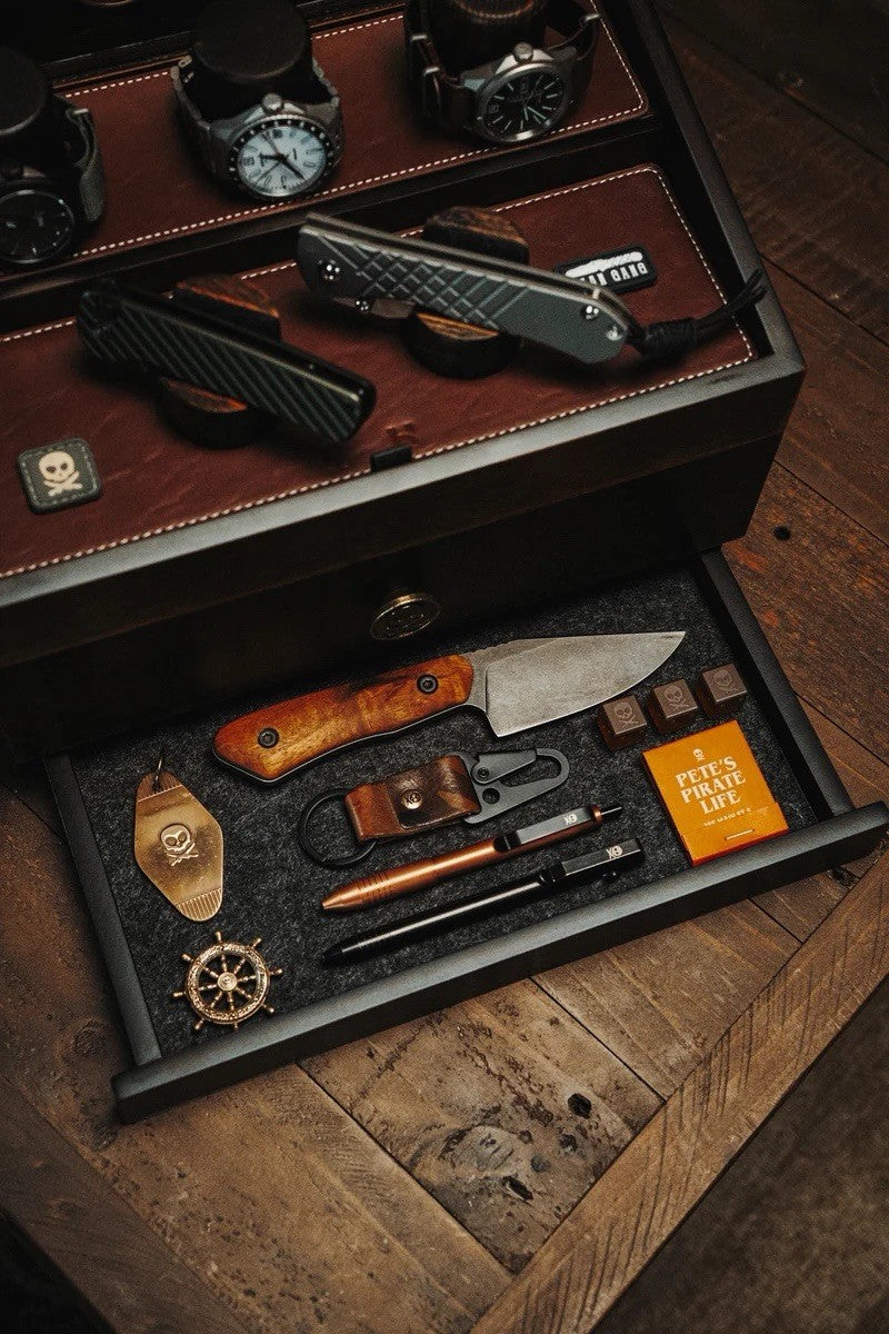 RARE Pete’s Pirate Life x Holme & Hadfield Artifice EDC Display - Rustic Wood