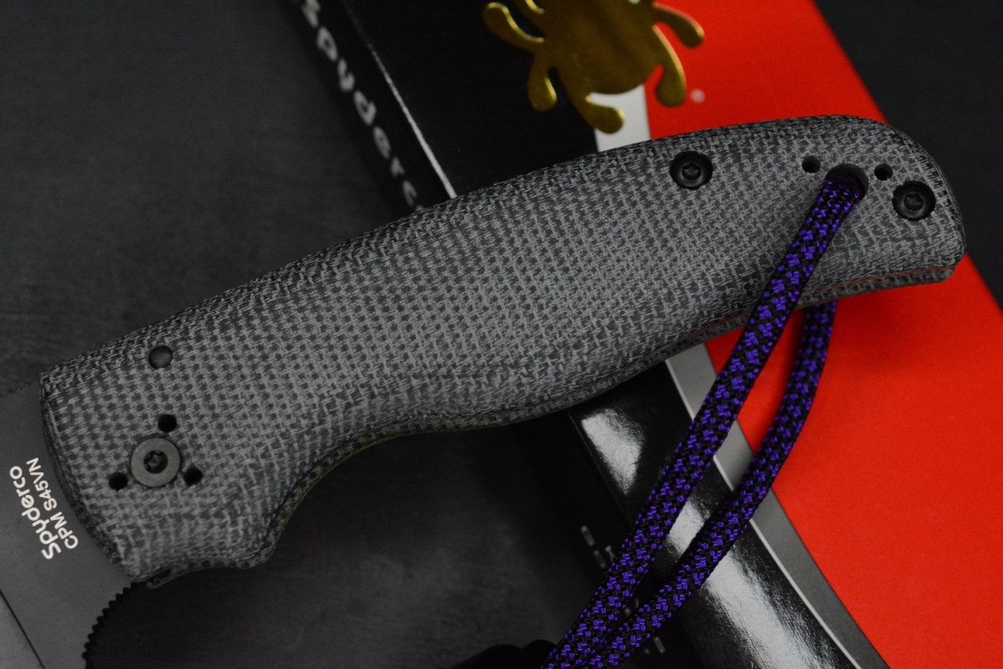 NEW Spyderco Shaman Grey Micarta Black DLC M390 Drop Point  w/ Poison Bead