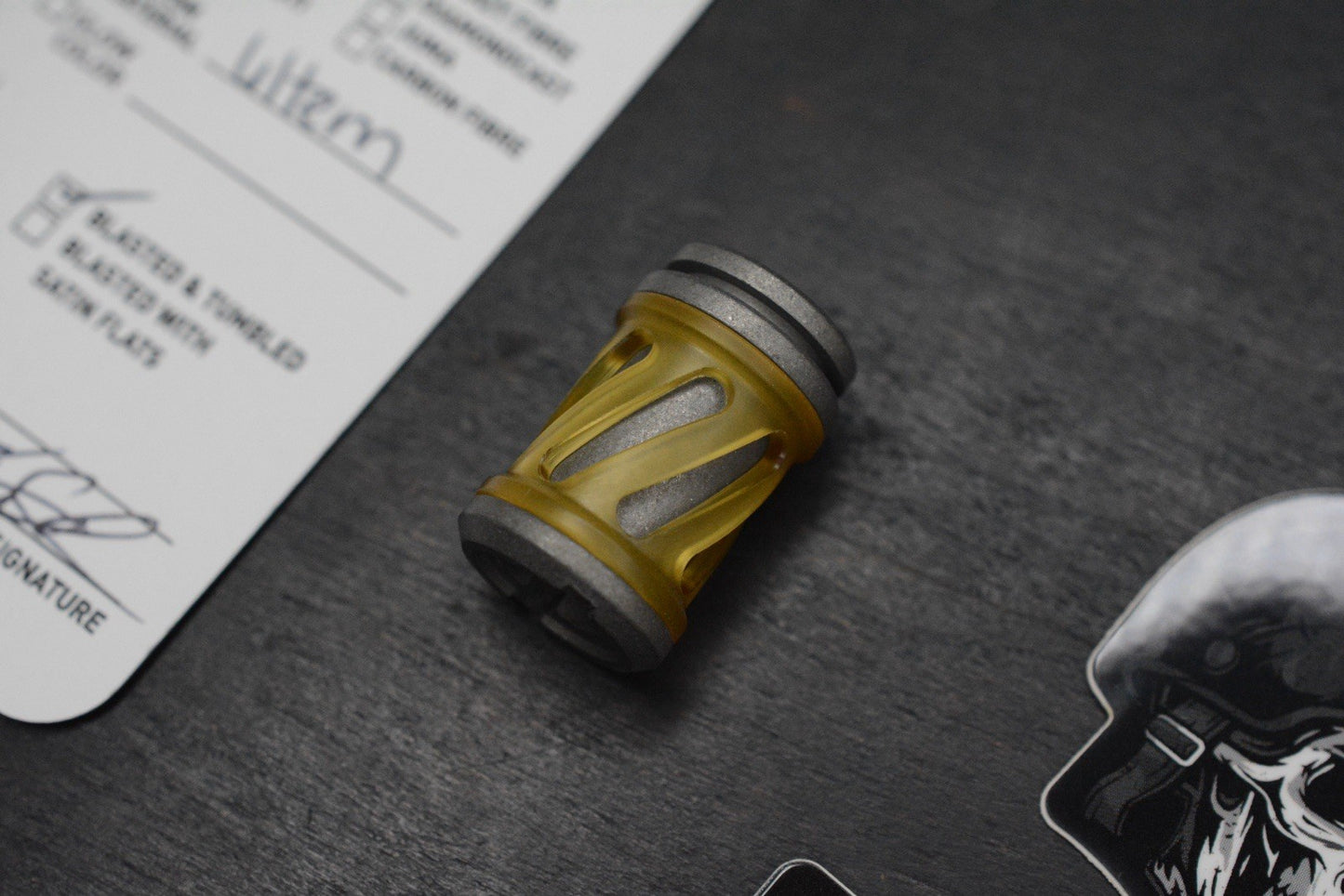 NEW Griffin Combat Concealed V5 Ultem / Tumbled Ti Bead Re Playge Microtech