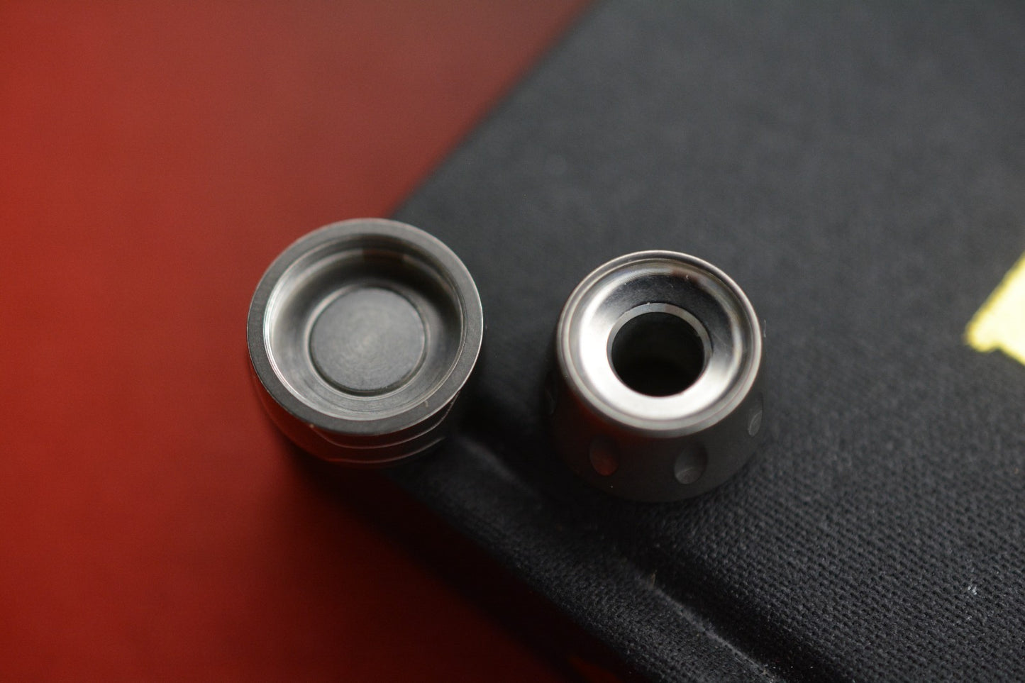 CUSTOM RARE Aero Engine Screw In Bead - Titanium