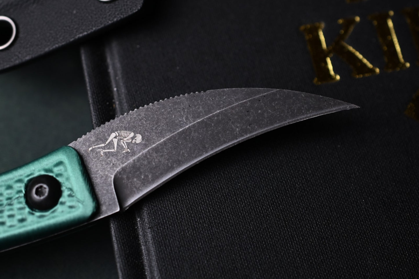 RARE Ed’s Manifesto & Sneakreaper Elvia Field Knife - Green / Acid Stonewash