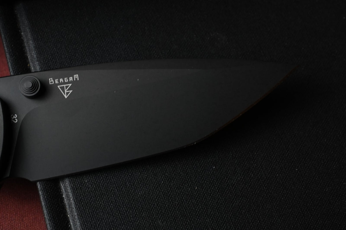 RARE Dalibor Bergam Asgard w/ Black DLC Ti Integral Handle / DLC M390