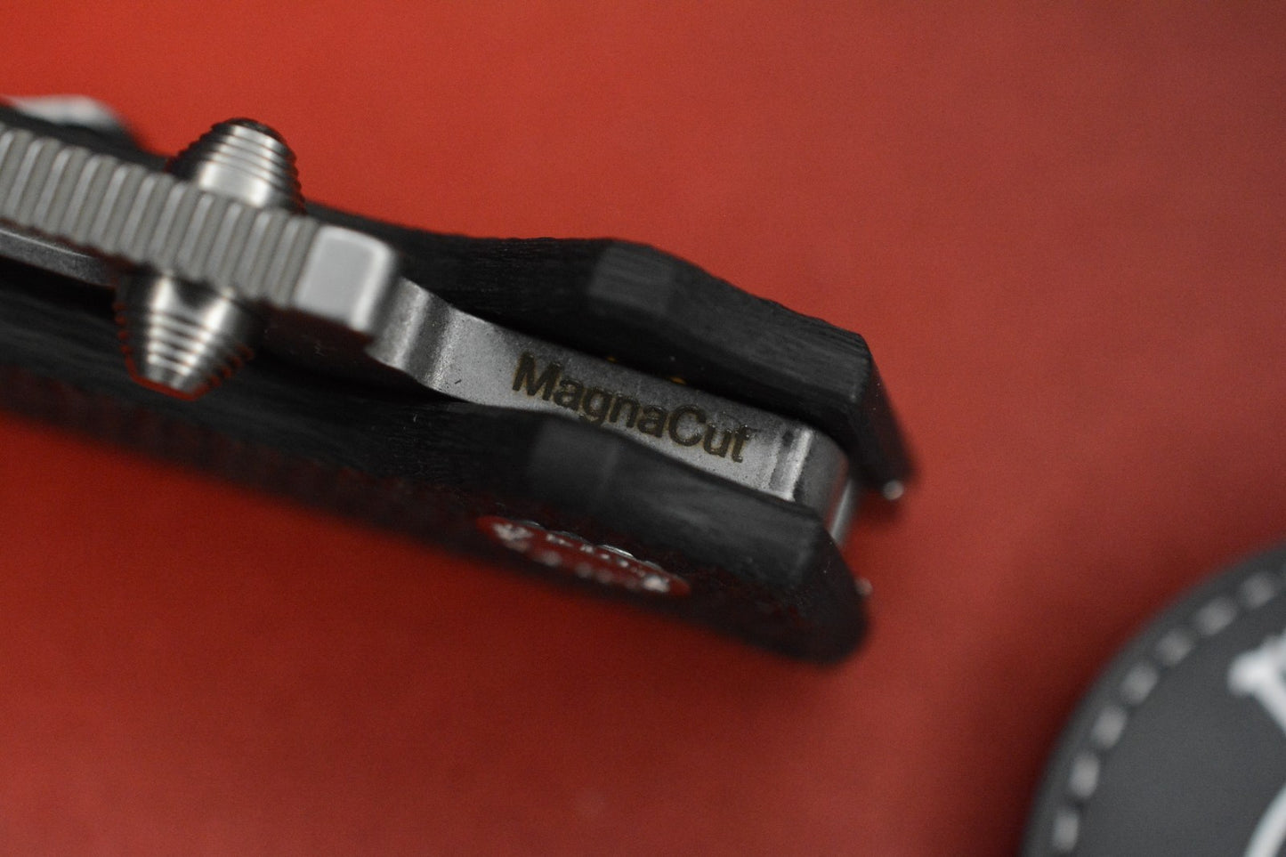 NEW Demko MGAD20 Compact Batwing - Carbon Fiber / Stonewash Magnacut SN 55