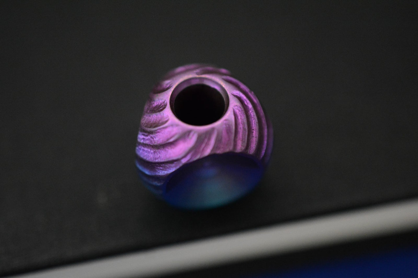 RARE Renaissance Creations Custom /Tri Way Full Ano Ti Bead Re Playge Microtech