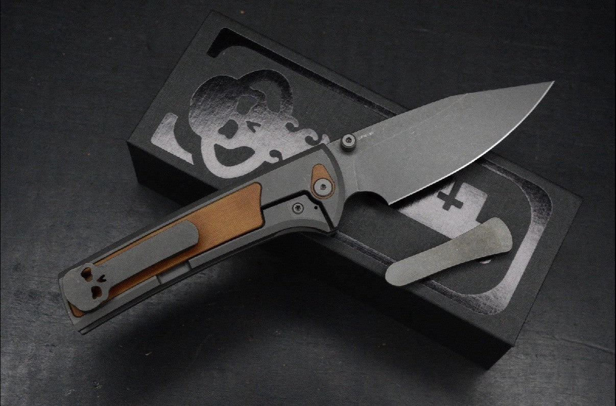 NEW CHAVES Scapegoat 229 Dirty Steve - SW Grey PVD / Natural Micarta Magnetic