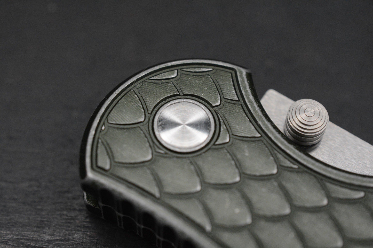 NEW Protech Integrity Battle Worn Reptile Green Scale Pattern w/ Wkrmn Bead