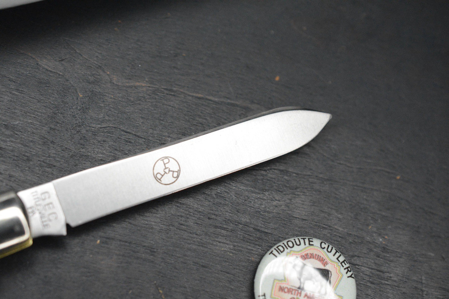 NEW Great Eastern Cutlery New Town Physician - Black Raspberry Jigged Bone