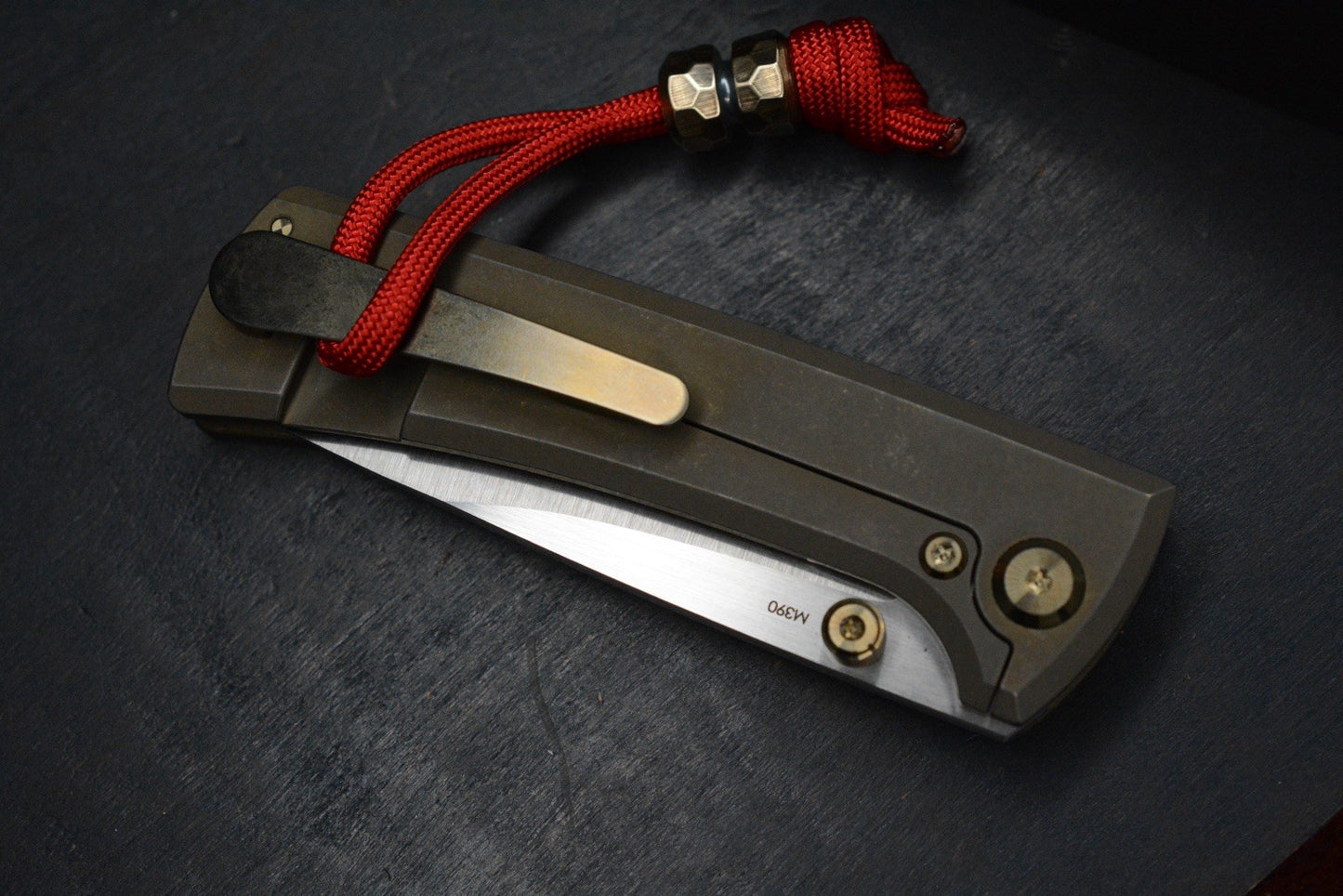 CUSTOM Chaves RCK9 Crusader Blade Show Exc Ti - Belt Satin DP M390 w/ Brass Bead