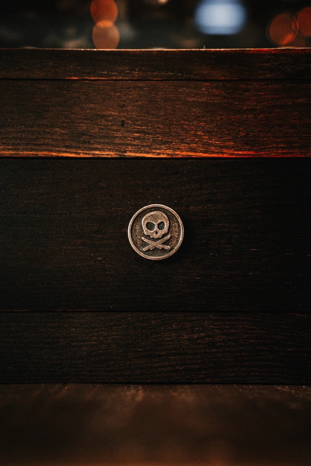 RARE Pete’s Pirate Life x Holme & Hadfield Artifice EDC Display - Rustic Wood