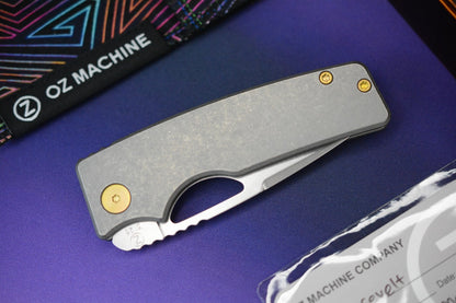 NEW Oz Machine Co Roosevelt STD Smooth Ti / Gold Ano Ti Hardware / MagnaCut Blade