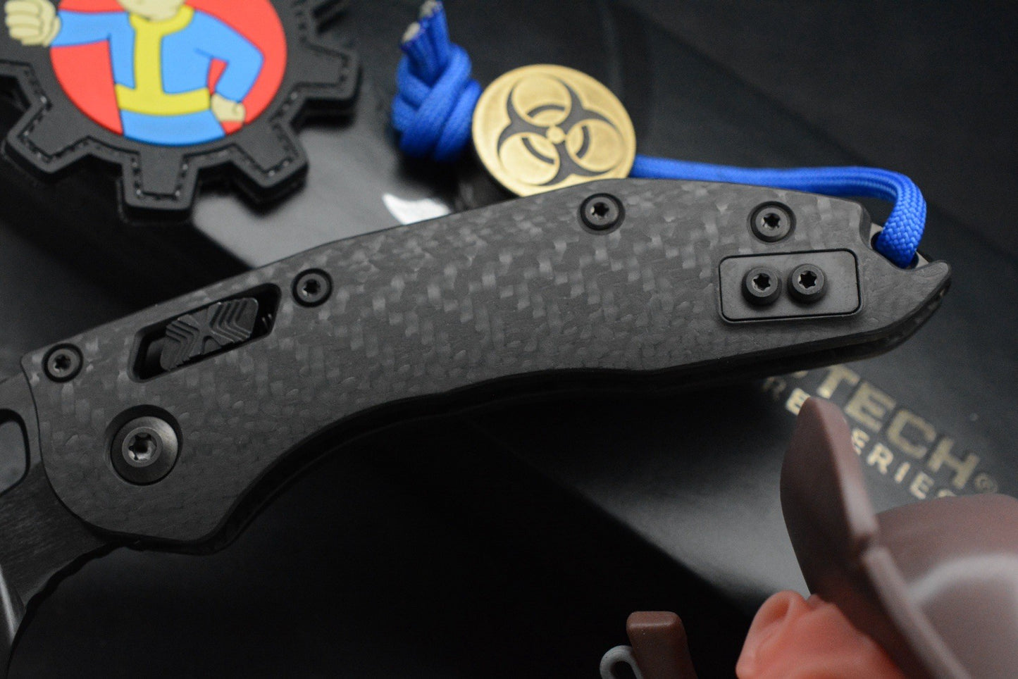 NEW Microtech Stitch-Ram-Lok Carbon Fiber Black DLC w/ Fallout Pack & Bead