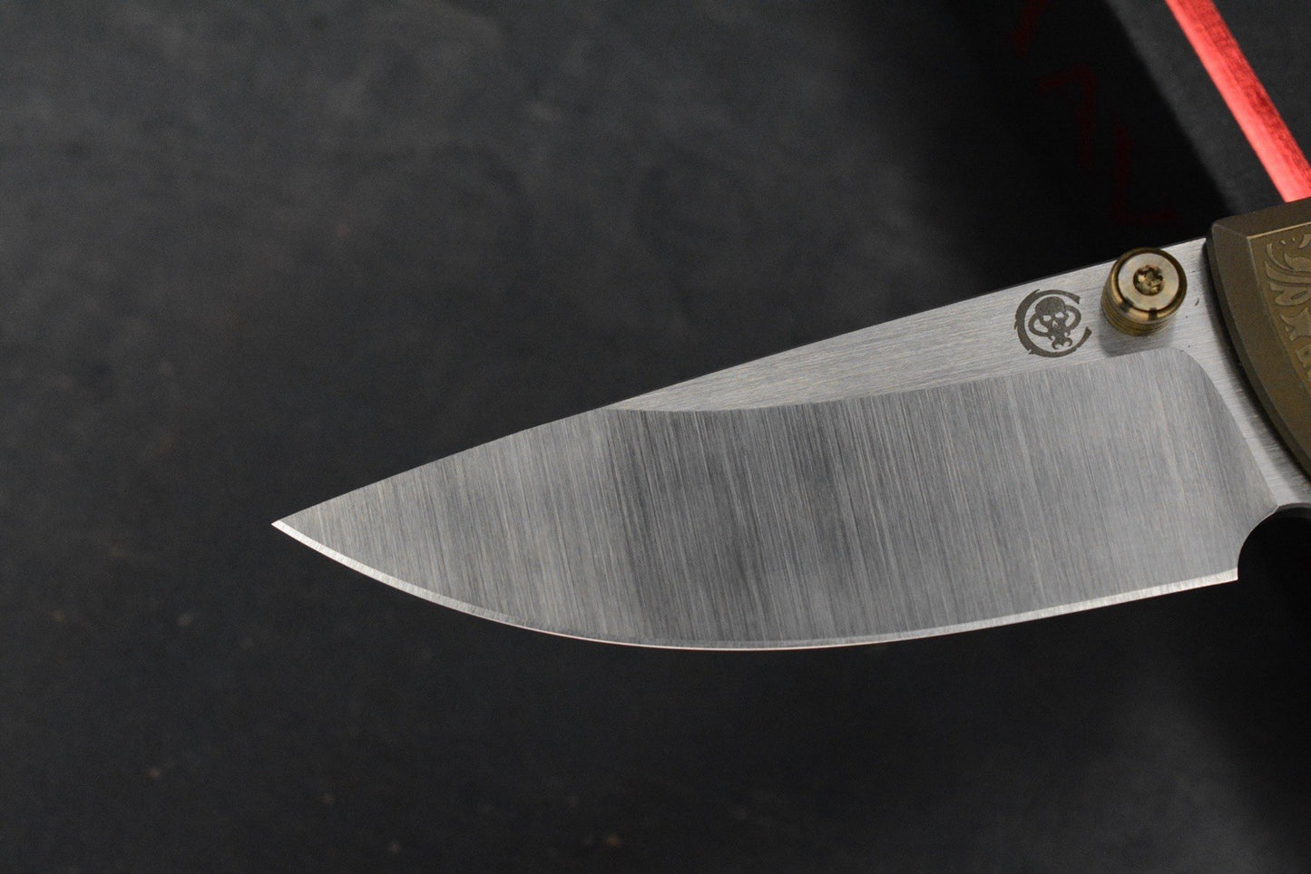 CUSTOM Chaves RCK9 Crusader Blade Show Exc Ti - Belt Satin DP M390 w/ Brass Bead