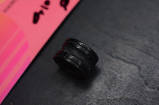 NEW Salt & Peppa Spoke Black G-10 Lanyard Bead Re Scoopy Loops