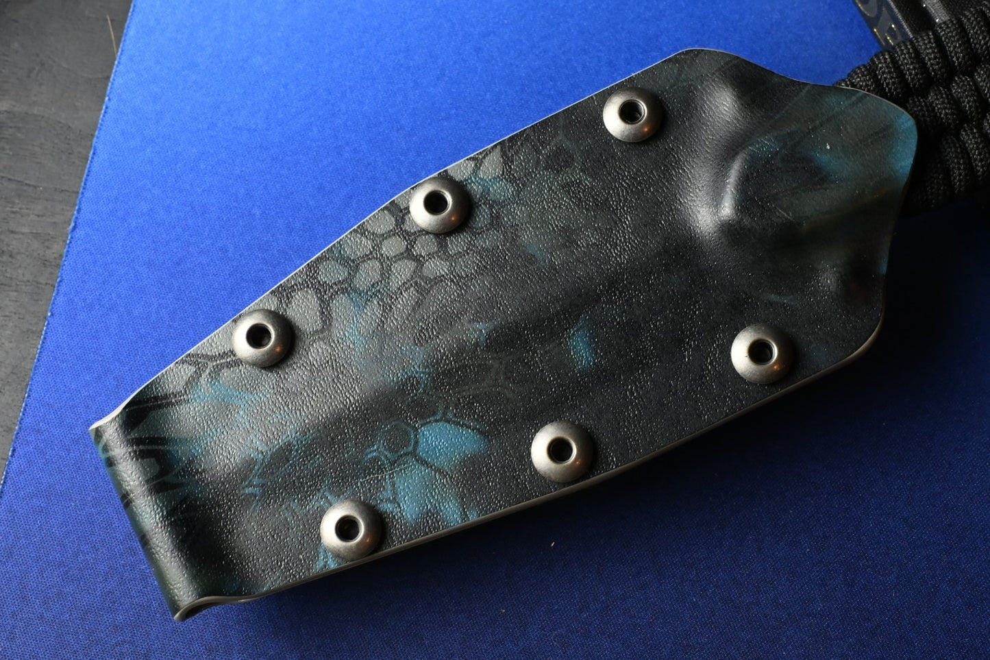 RARE Jed Hornbeak Custom Paracord Fixed Blade - 4.5” 3V w/ Poison Bead & Sheath