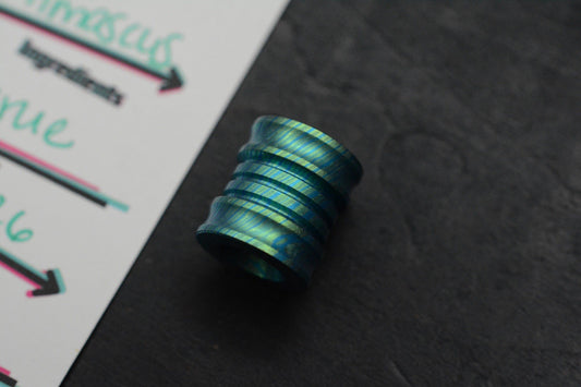 NEW Salt & Peppa Shrimp - Timascus Grue Bead - Re Playge Microtech