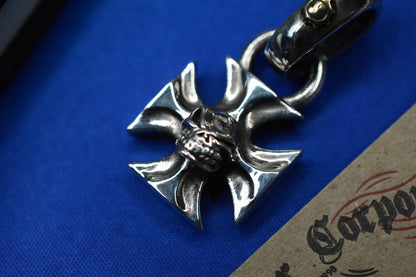 RARE Starlingear Maltese Cross Slickster - .925 Silver Pendant w/ Brass Gear