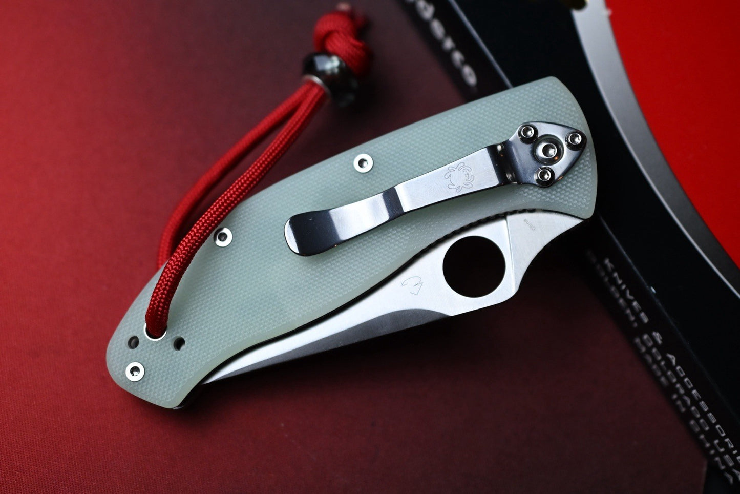 RARE Spyderco Tenacious Tanto - Jade Natural G10 / 8CR13 Stainless w/ TKW Bead