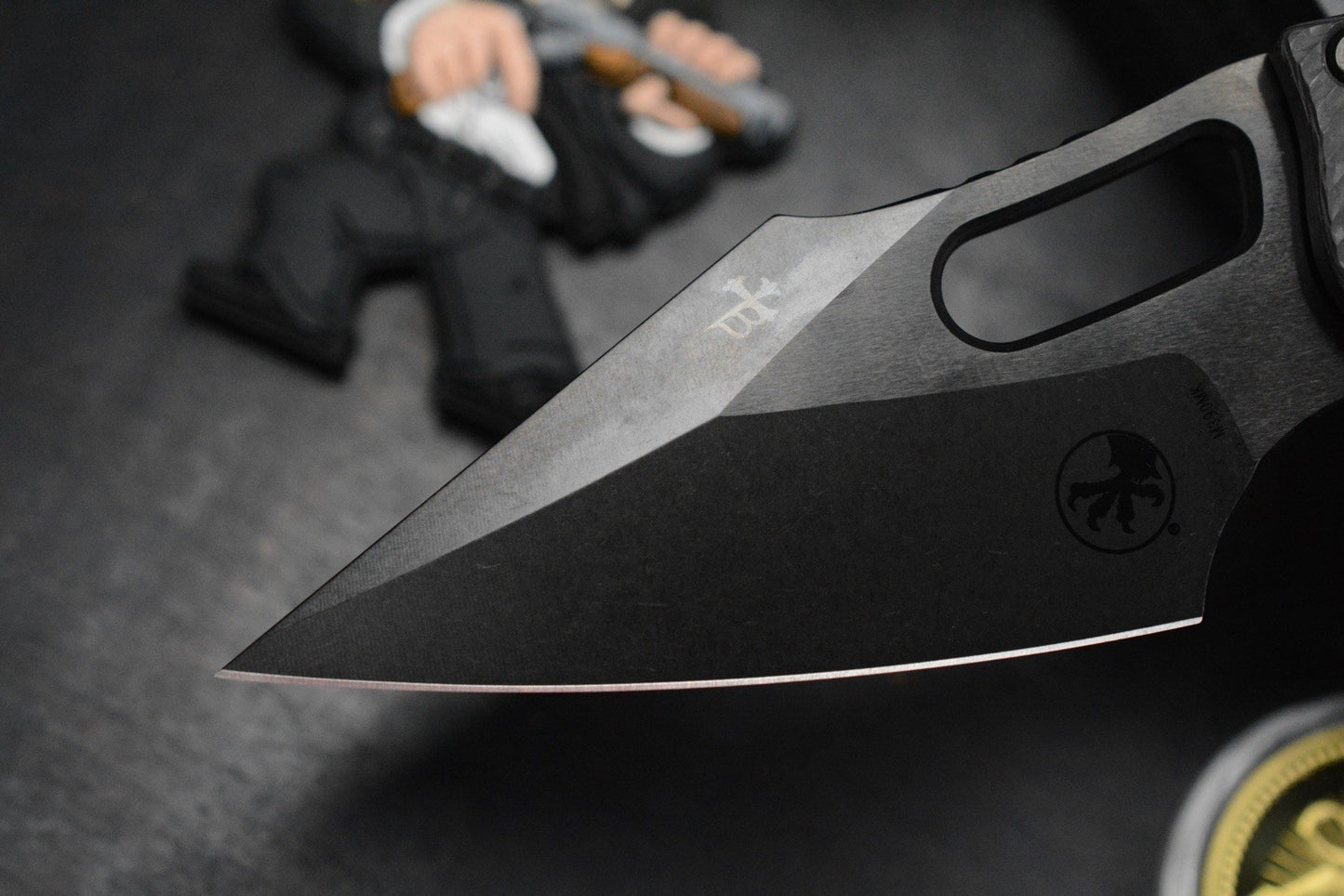 NEW Microtech Stitch-Ram-Lok Carbon Fiber Black DLC w/ Playge Skall & Extras