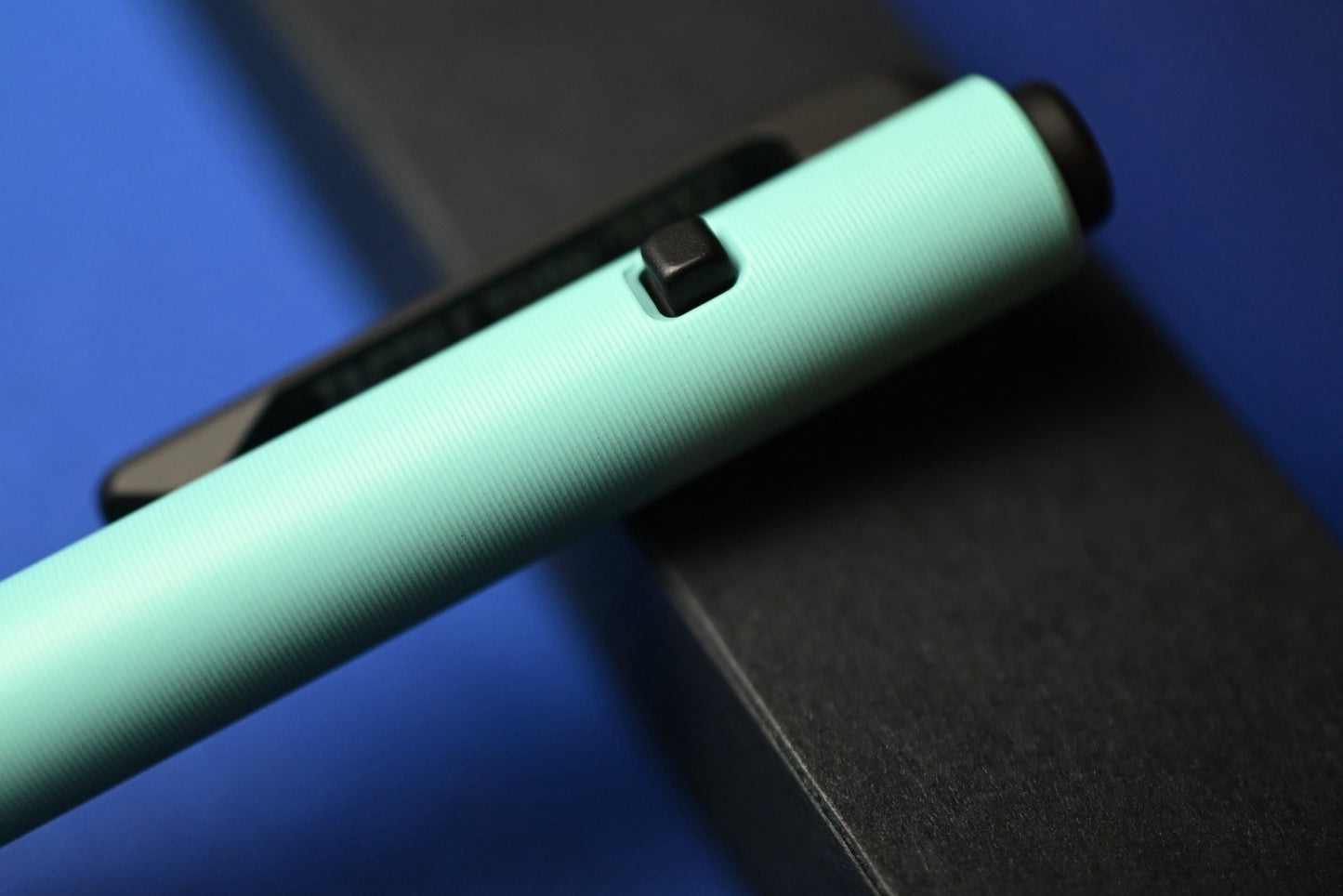 RARE Tactile Turn x DLT Exclusive - Side Click Standard Robins Egg Blue Ti Pen