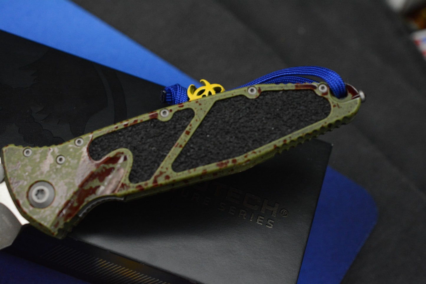 NEW Microtech SOCOM Elite T/E Outbreak w/ Fallout Pack & Biohazard Bead