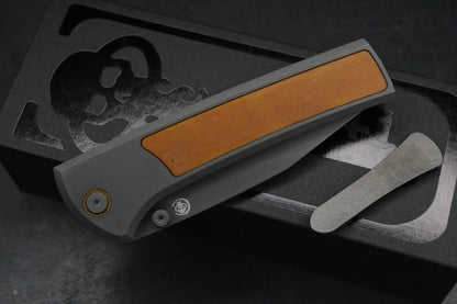 NEW CHAVES Scapegoat 229 Dirty Steve - SW Grey PVD / Natural Micarta Magnetic EXC 1/50