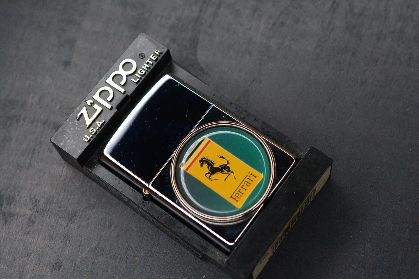 VINTAGE CUSTOM ZIPPO x FERRARI Prancing Horse Cavallino Logo -  Lighter