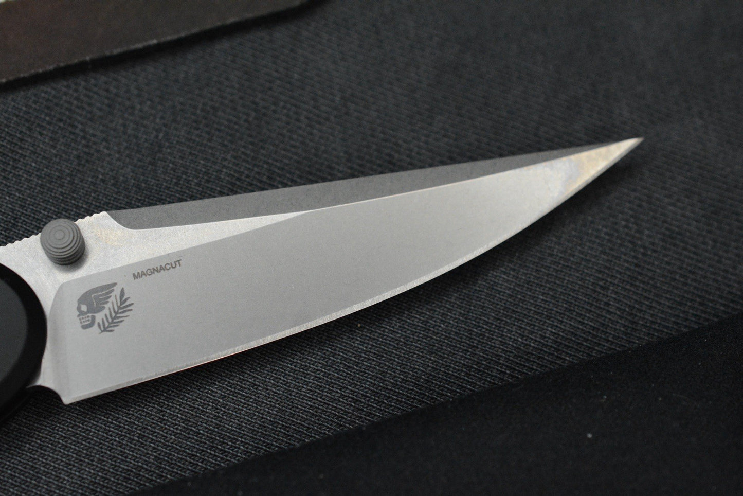 RARE Protech x Peace Neighbor Avalon - Knurled DLC Magnacut 4.25” Manual Button