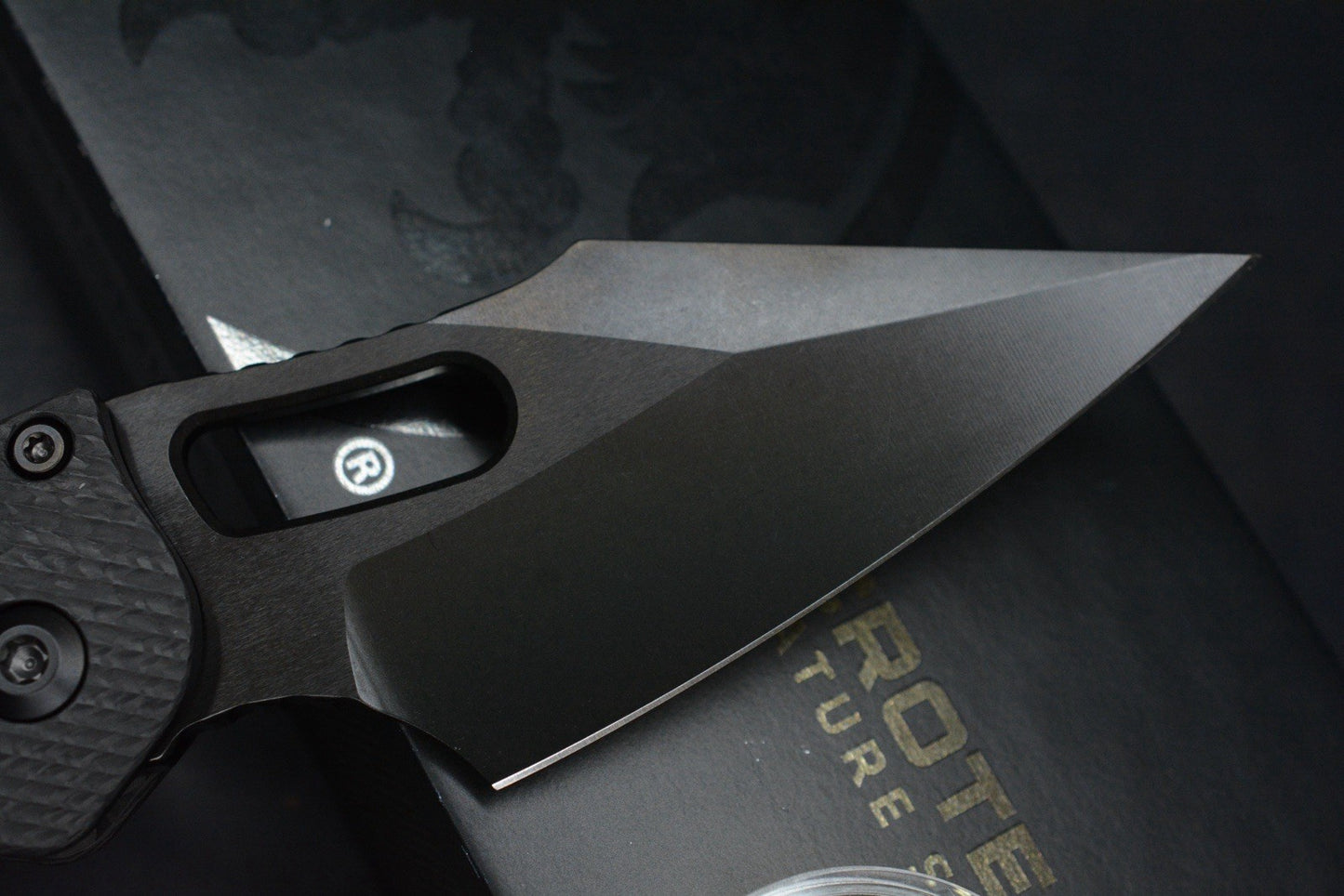 NEW Microtech Stitch-Ram-Lok Carbon Fiber Black DLC w/ Playge Skall & Wick Pack