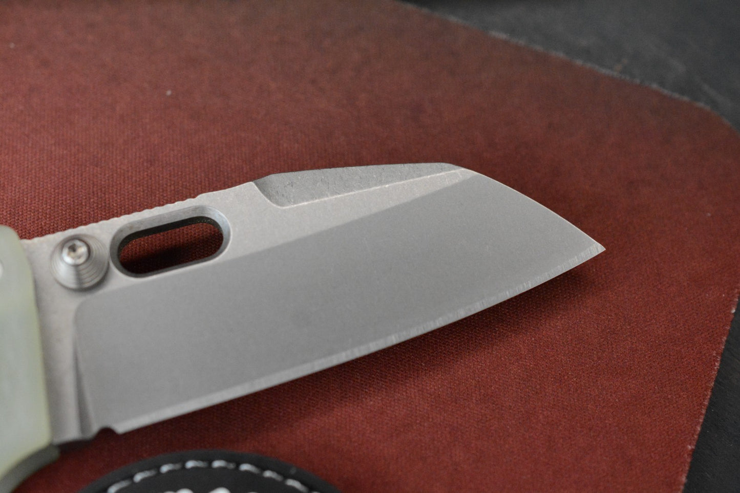 NEW Demko MGAD20 Compact Batwing - Natural G10 / Stonewash Magnacut SN 124