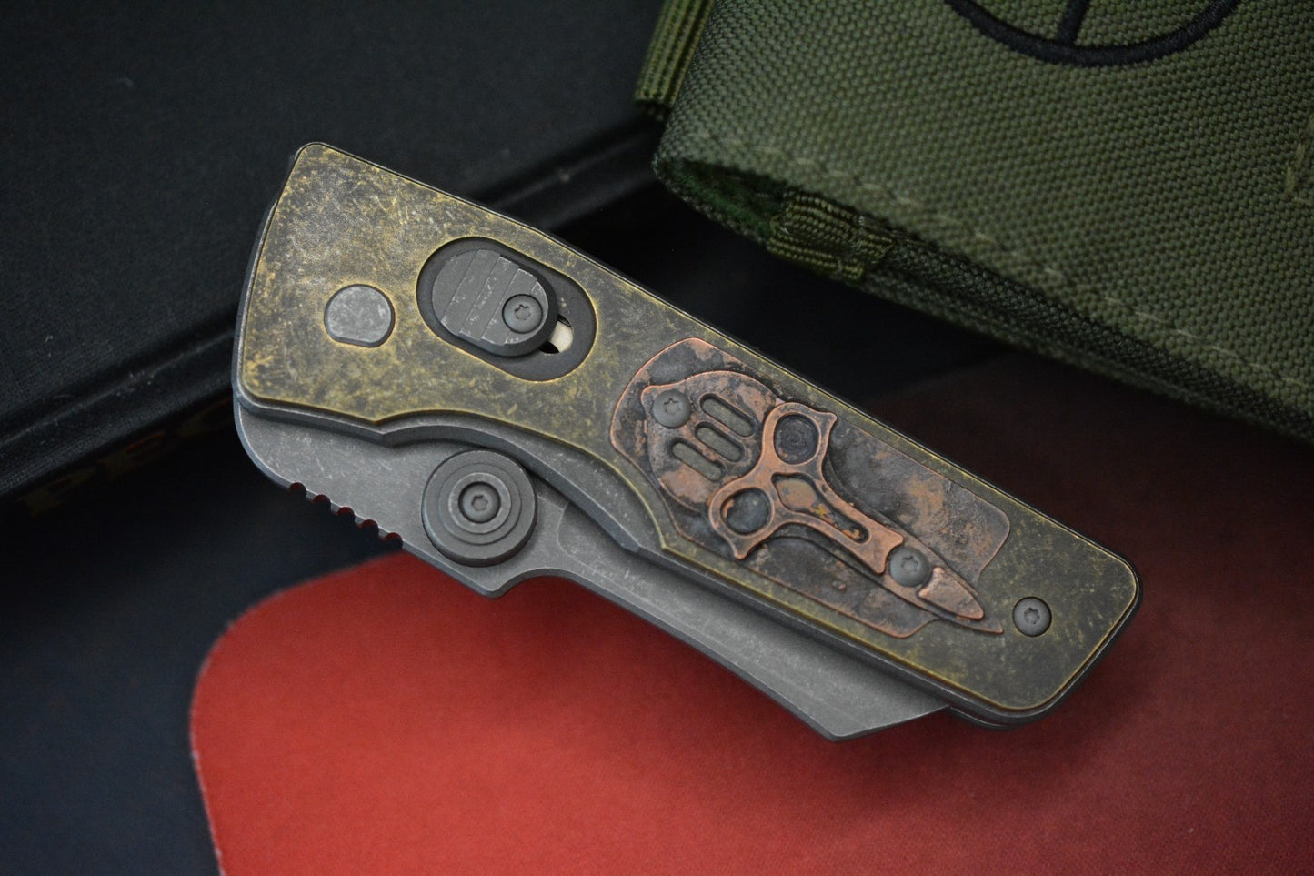 CUSTOM Serge Pachenko x Hawk Knives Guppy Brass - S30V / Copper Skull Inlay